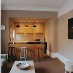 Eastfield بيت ضيافة 4*