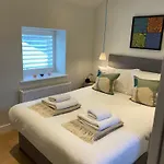 بيت ضيافة Eastfield 4*