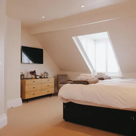Eastfield 4*