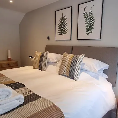 Eastfield 4* Лейберн