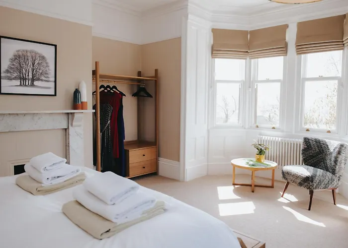 Eastfield Guest house 4*